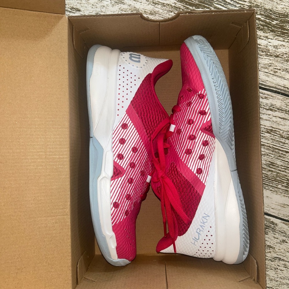 Wilson Hurakn court shoes 8.5